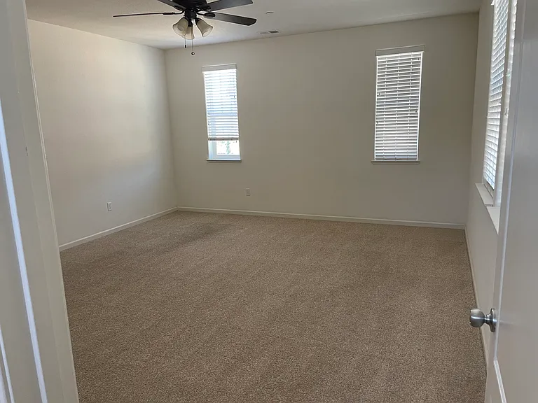 3112 Vittoria Loop — Photo 14