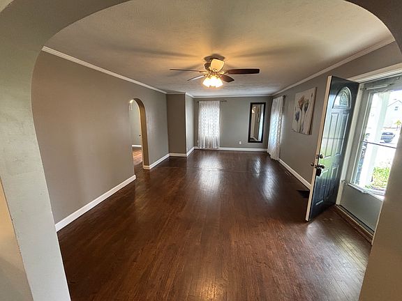 5th image of 54530 Maple Lane Ave