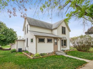 513 Main St, Colo, IA 50056