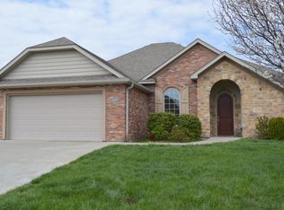 4801 Cedar Coals Ct, Columbia, MO 65203