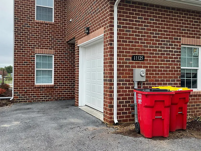 11125 Jade Ct — Photo 5