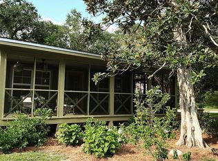 1131 Longo St, Waveland, MS 39576