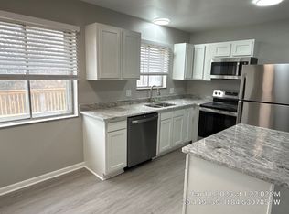 5493 Lawrence Rd, Cincinnati, OH 45248