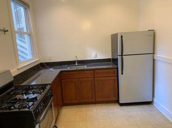 1235 Pine St APT 1
