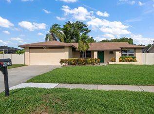 6530 68th St N, Pinellas Park, FL 33781