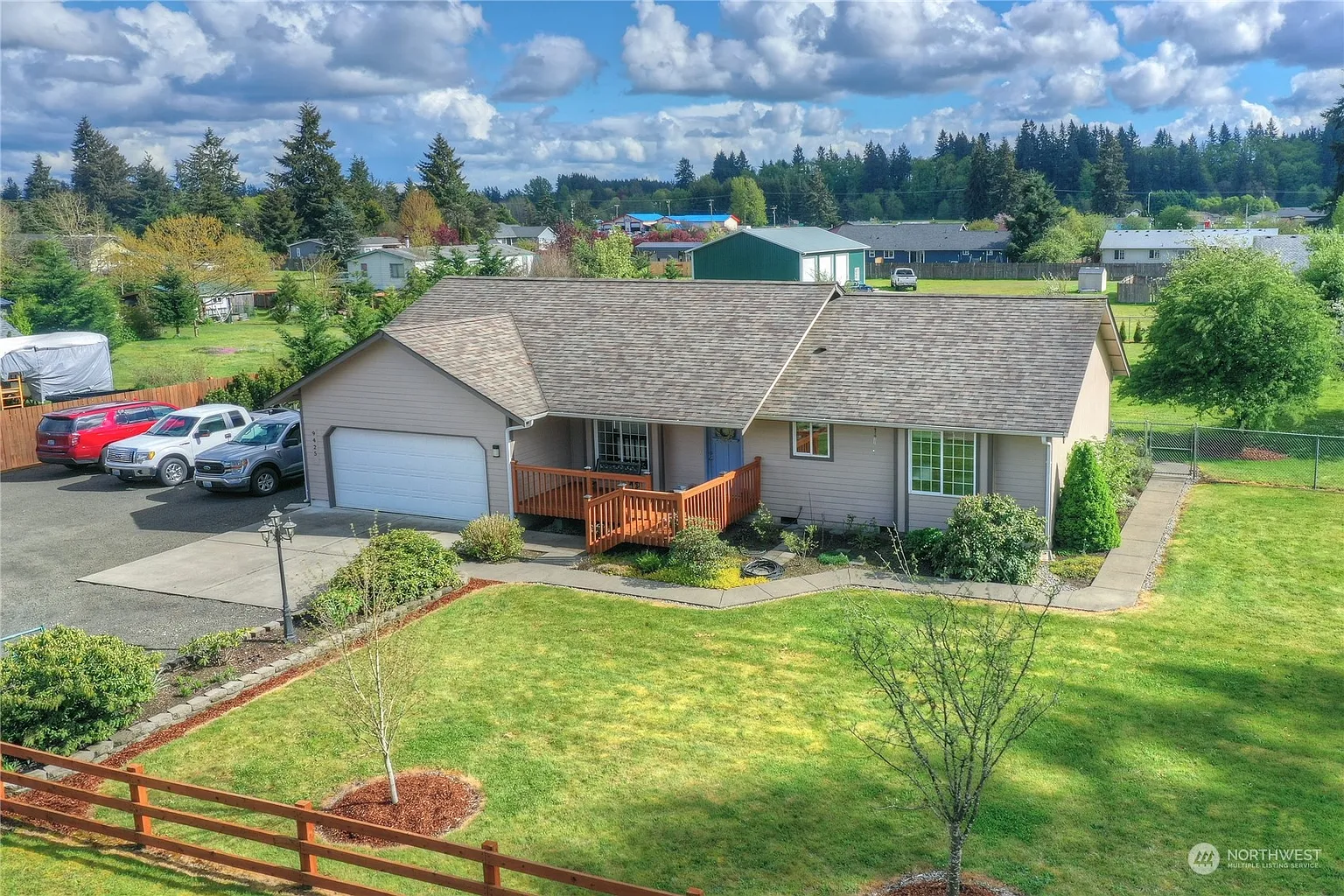 9425 180th Way SW photo 1