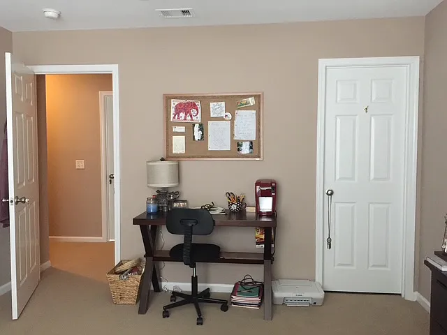 195 Herschel Dr — Photo 20