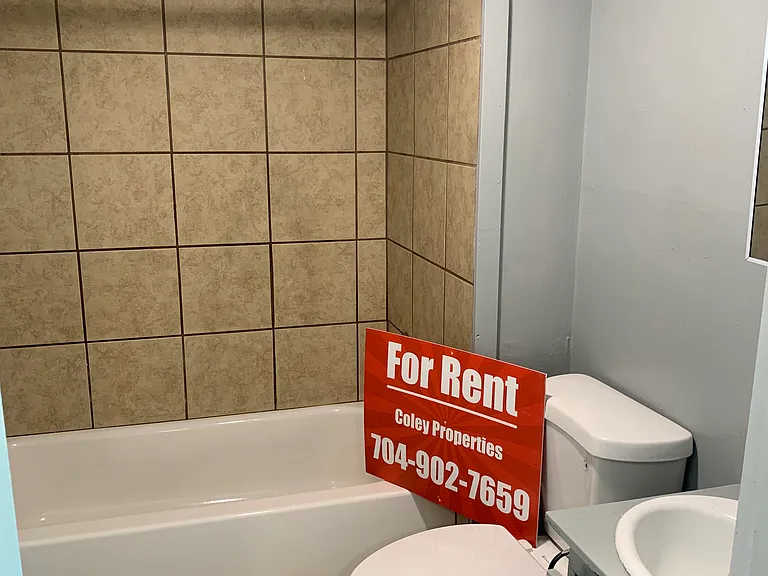 1346 Lerain Ct — Photo 20