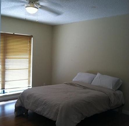 4th image of 8444 NW 31st Ct