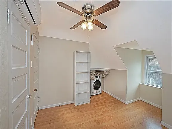 1118 N Saint Clair St #2 — Photo 8