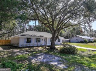 696 Powder Horn Rd, Saint Marys, GA 31558