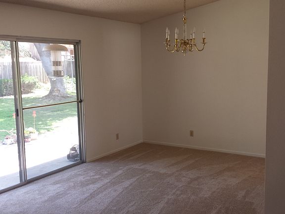 4th image of 4614 Harmony Ln #101