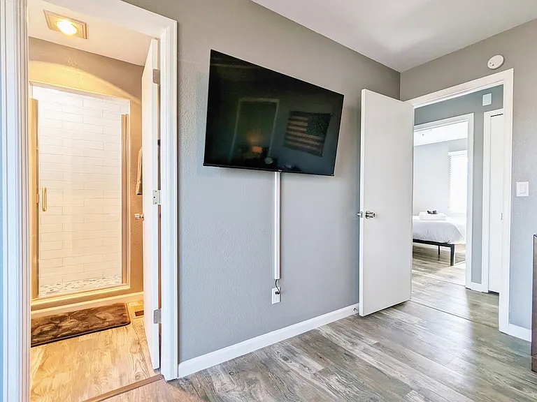 3330 Mirage Dr — Photo 19