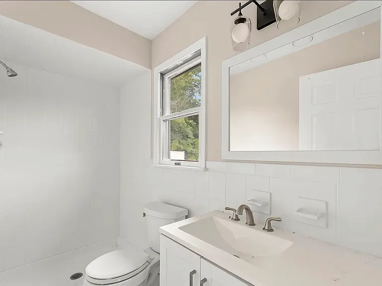 478 Cobain Rd — Photo 13