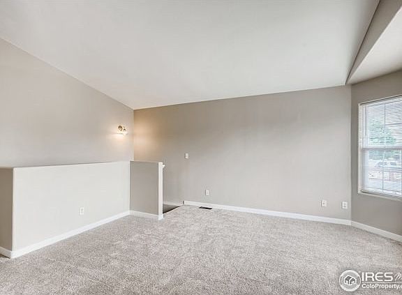 4th image of 2515 Water Front St