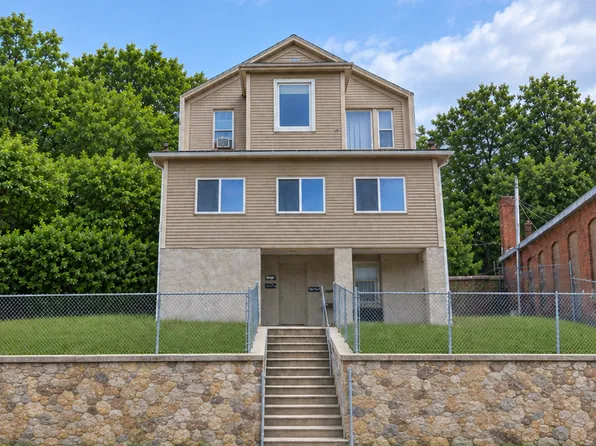 1696 N Main St, Waterbury, CT