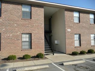 1401 Ireland Dr, Fayetteville, NC 28304