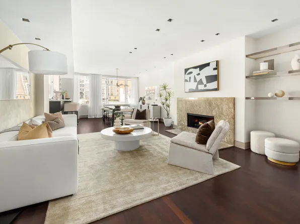 117 East 18th Street PH image 2 of 21