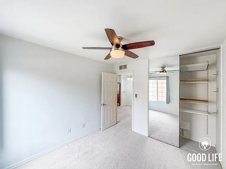5252 Balboa Arms Dr #228 — Photo 9
