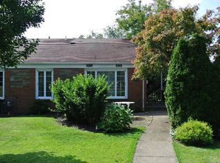 113 Greenbriar Dr, Pittsburgh, PA 15220