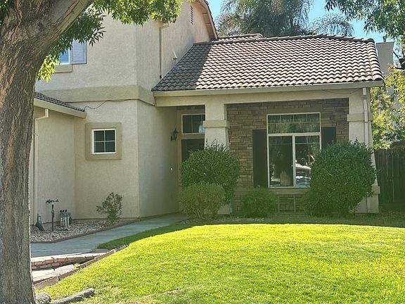 3rd image of 789 Sparrow Ct