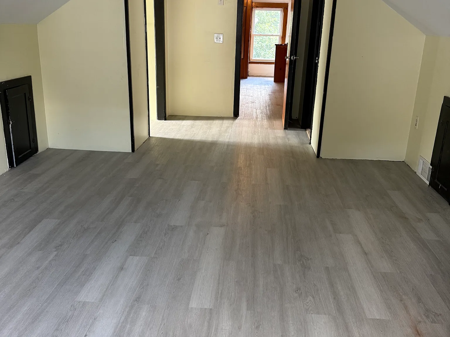 3 bed, 1800 sqft, $2,000 — Photo 4