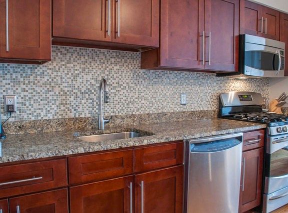4th image of 809 22nd St #1308