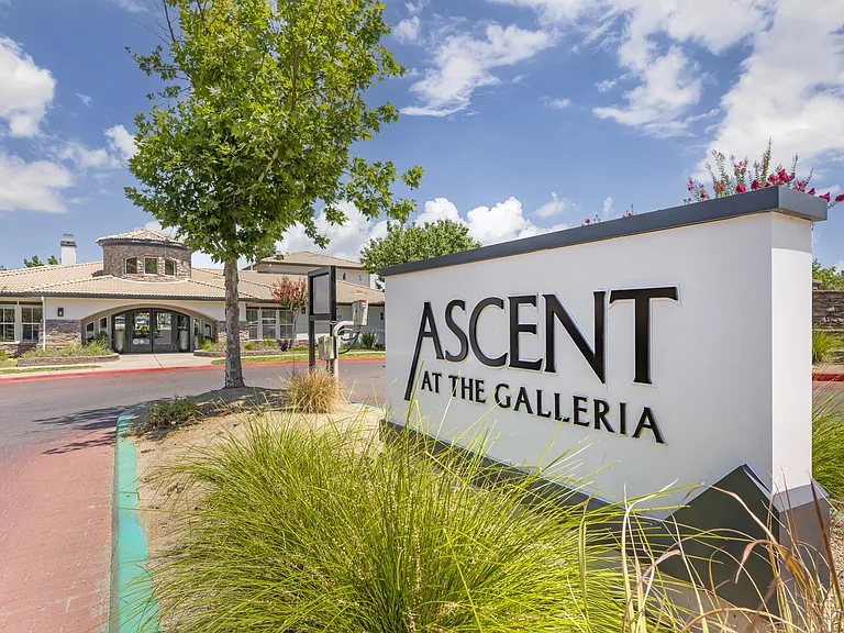 Welcome to Ascent at the Galleria your new home for modern living, comfort, and community in the heart of Roseville. Experience the perfect blend of style and convenience today!