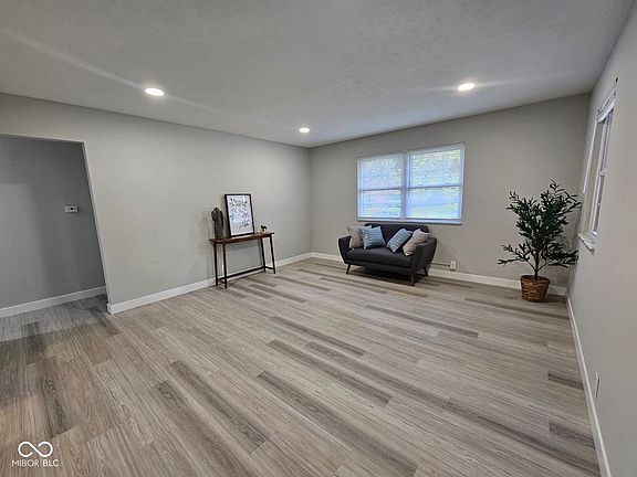 4th image of 1641 Horizon Ln