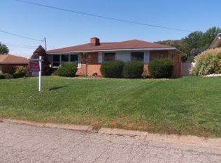 1304 Walker Rd, Follansbee, WV 26037