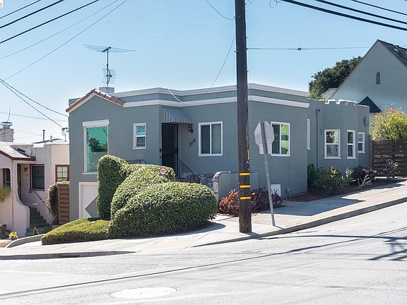 2nd image of 2549 Monticello Ave