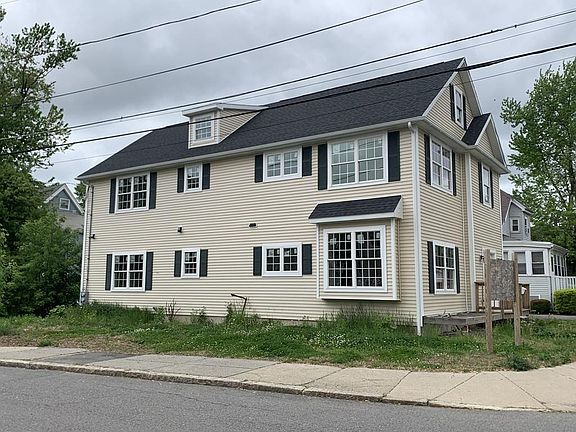 3rd image of 107-109 Jerome St