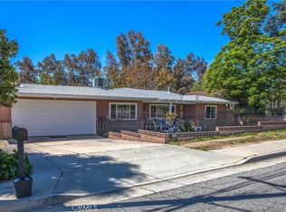 2460 W Wilson St, Banning, CA 92220