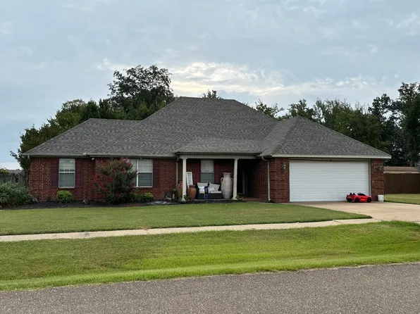 509 Woodland View Dr, Marion, AR 72364