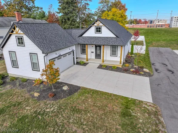 73 E South St, Painesville, OH 44077