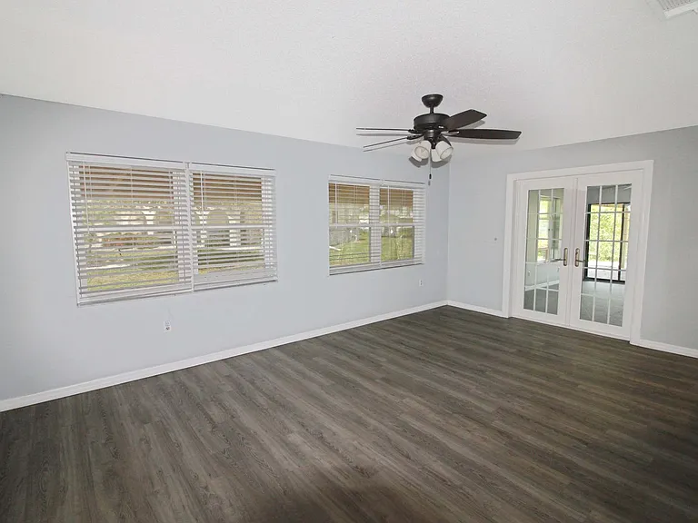 420 Mount Vernon Dr — Photo 9