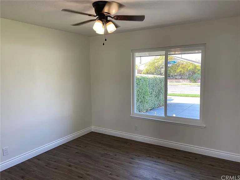1246 E Quincy Ave — Photo 18