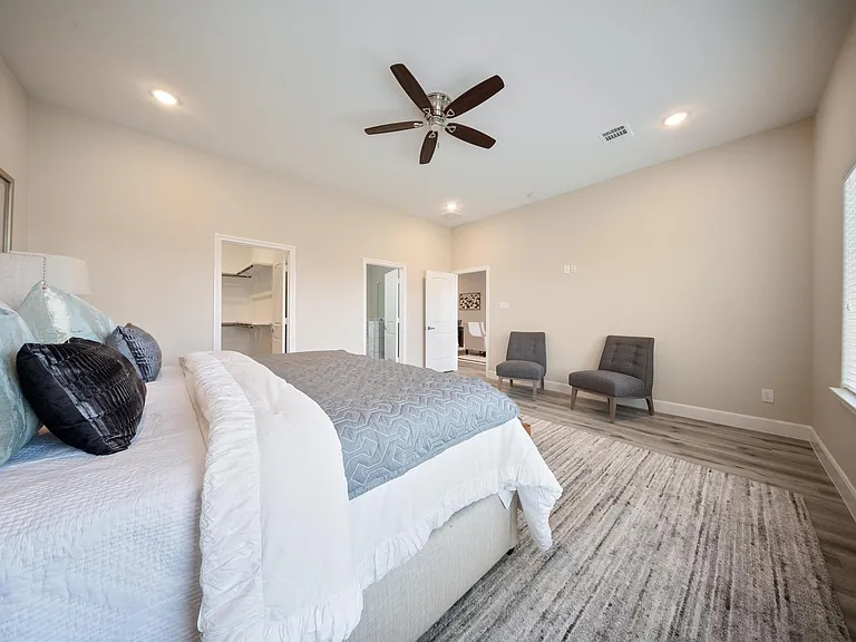 2015 Olivos St — Photo 15