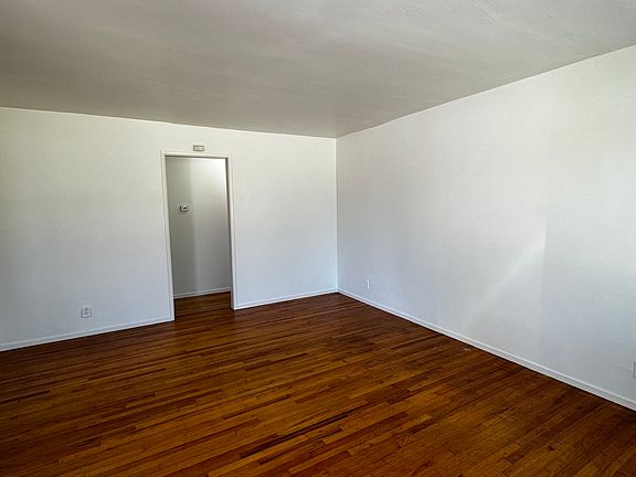 3rd image of 719 Caballo Ave