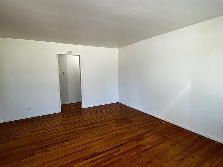 719 Caballo Ave — Photo 3
