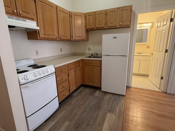 81-82 Essex St #U24