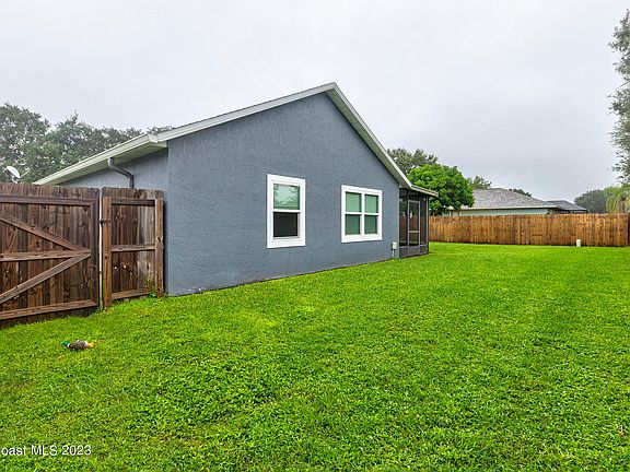 5th image of 1211 Sugar Creek Ln