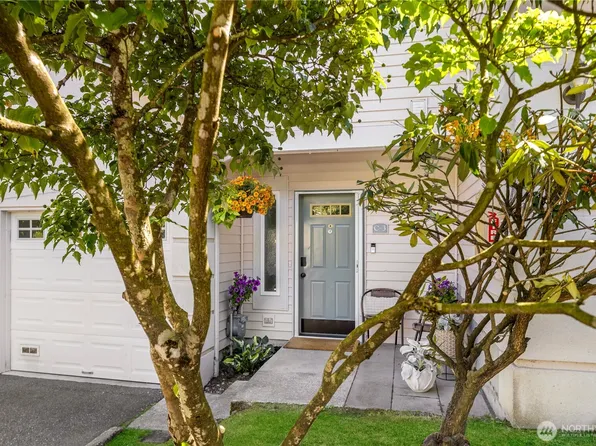 8828 238th Street SW #C3, Edmonds, WA 98026