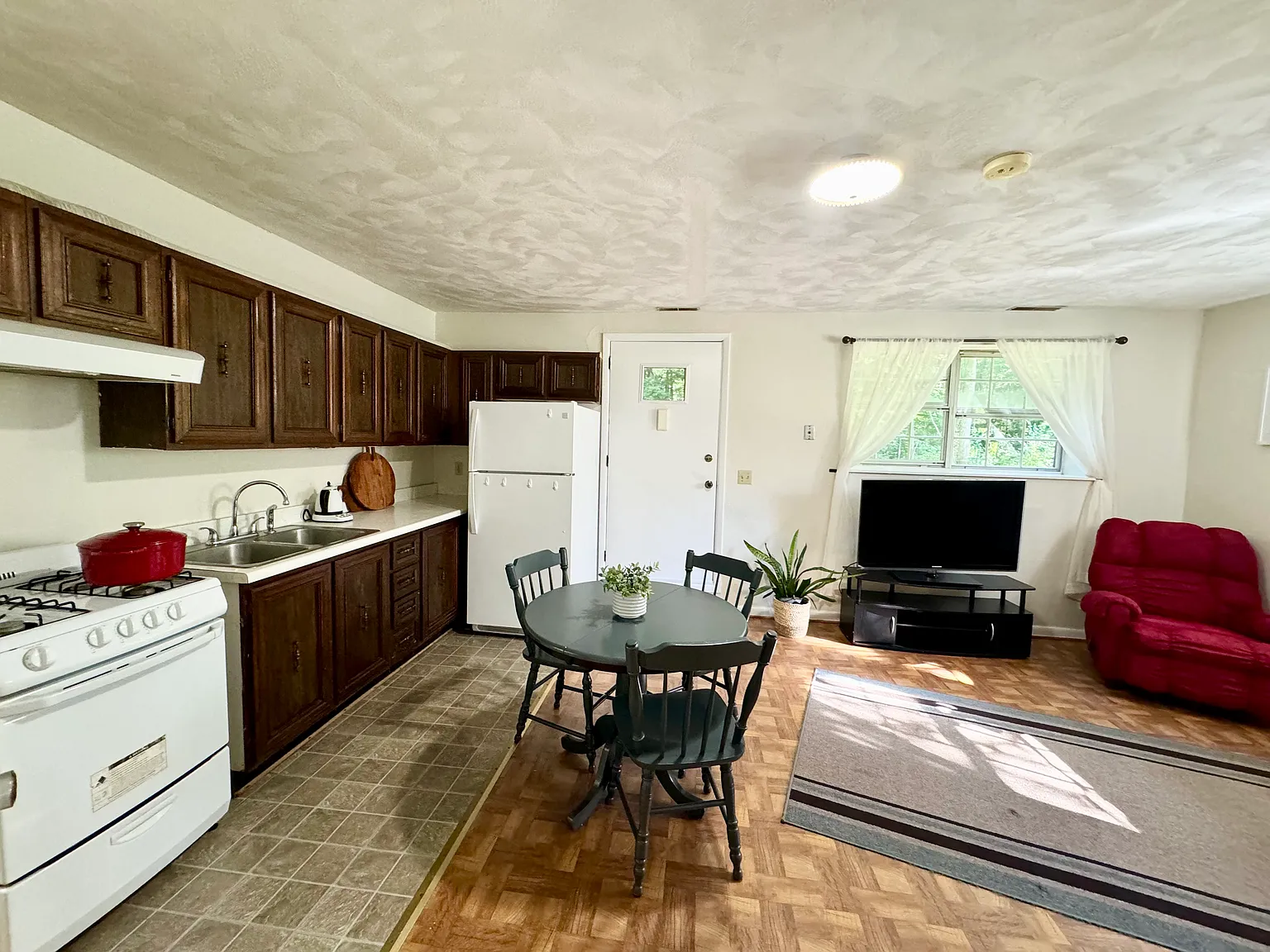 1 bed, 625 sqft, $1,550 — Photo 2
