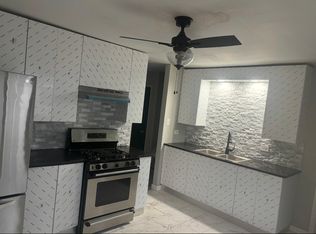 (Undisclosed Address), Richton Park, IL 60471