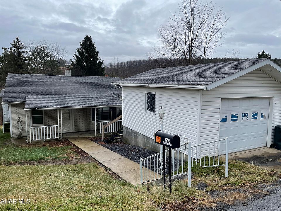 228 Morris St, Northern Cambria, PA 15714 Zillow