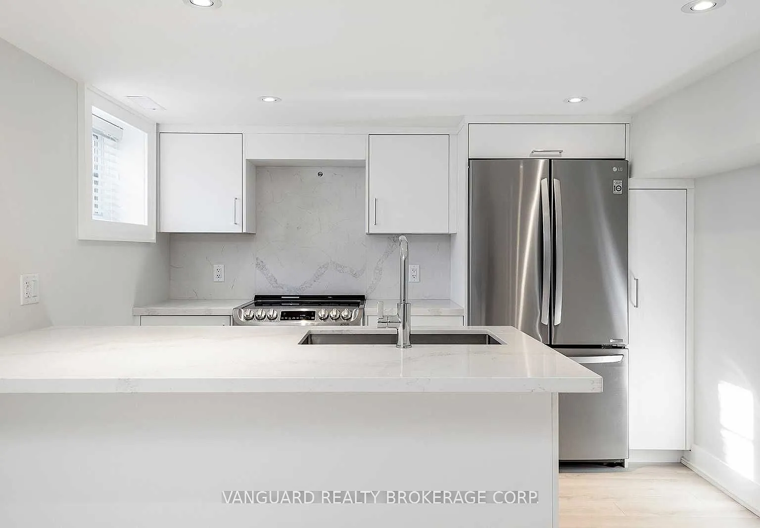 1 bed, $2,100 — Photo 4