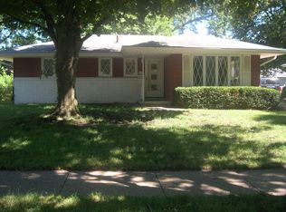 3305 Crestmoor Pl, Des Moines, IA 50310