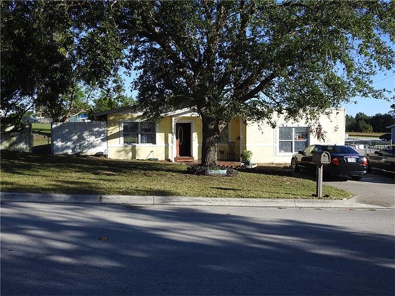 1st image of 1069 E Grove Ave