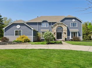 4420 Prestwick Cross, Westlake, OH 44145